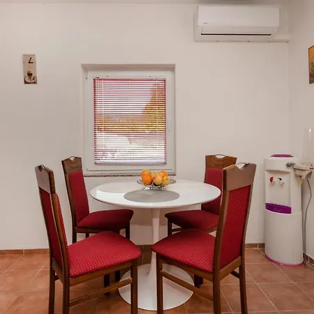 Holiday home 2 Bedroom Gorgeous In