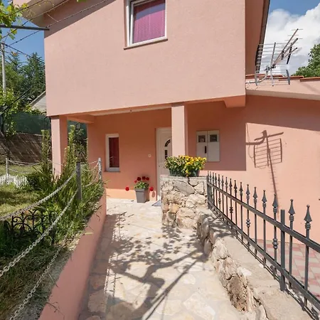 2 Bedroom Gorgeous In